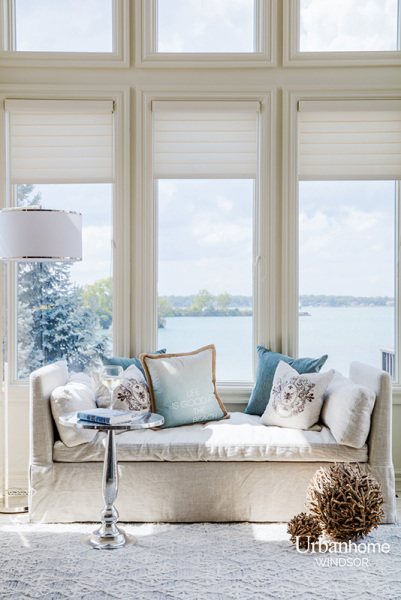 waterfront sitting room interior design